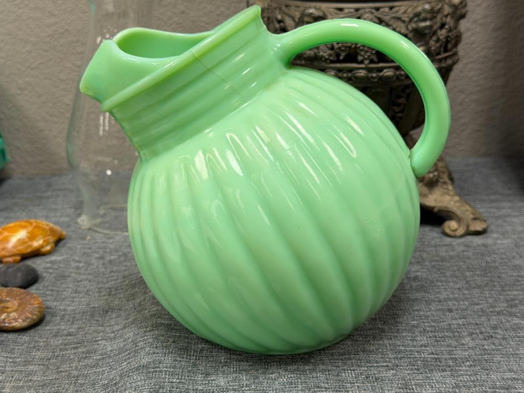 VINTAGE GIBSON JADEITE BALL SHAPPED RIBBED TILT PITCHER - 2