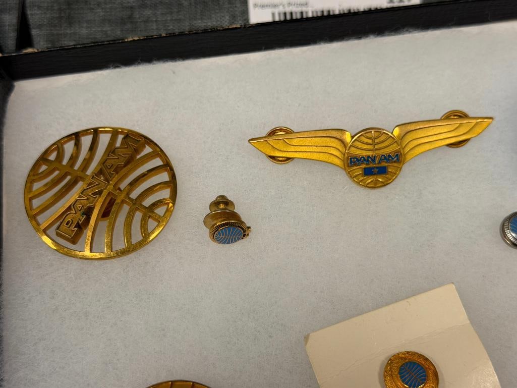 VINTAGE PANAM AIRLINES BUTTONS AND WINGS - 2