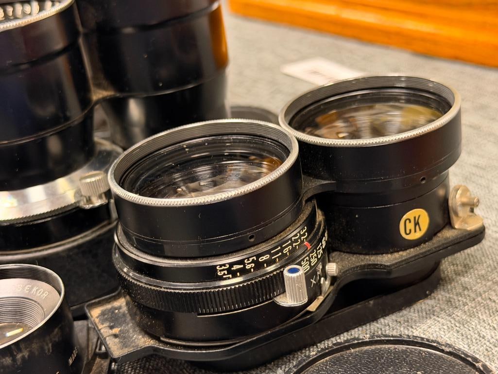 VINTAGE MAMIYA C33 TWIN LENS TLR MEDIUM FORMAT CAMERA 6X6 WITH EXTRA LENSES CIRCA 1960'S - 10