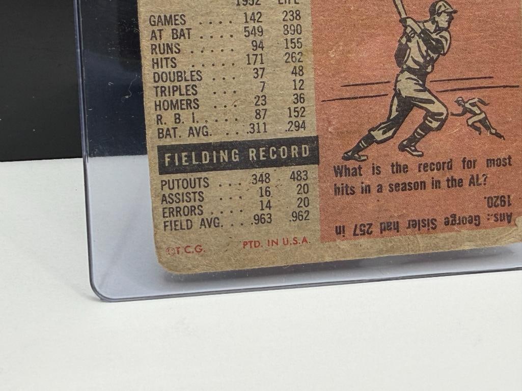 1953 TOPPS #82 MICKEY MANTLE BASEBALL CARD - 10