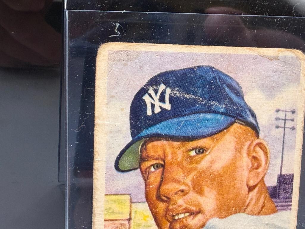 1953 TOPPS #82 MICKEY MANTLE BASEBALL CARD - 3