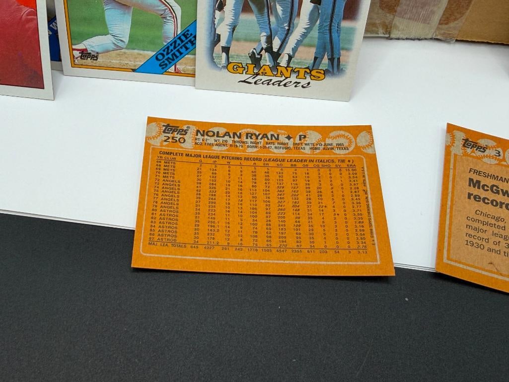 1988 TOPPS BASEBALL CARD COMPLETE SET FEATURING NOLAN RYAN, TOM GLAVINE MARK MCGWIRE, AND MORE - 9