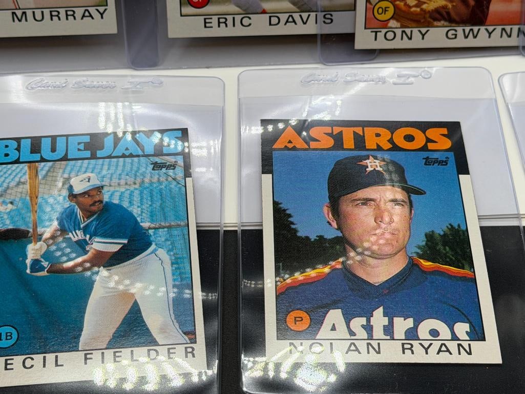 1986 TOPPS BASEBALL CARD SET FEATURING NOLAN RYAN, PETE ROSE, TONY GWYNN, AND MORE - 2