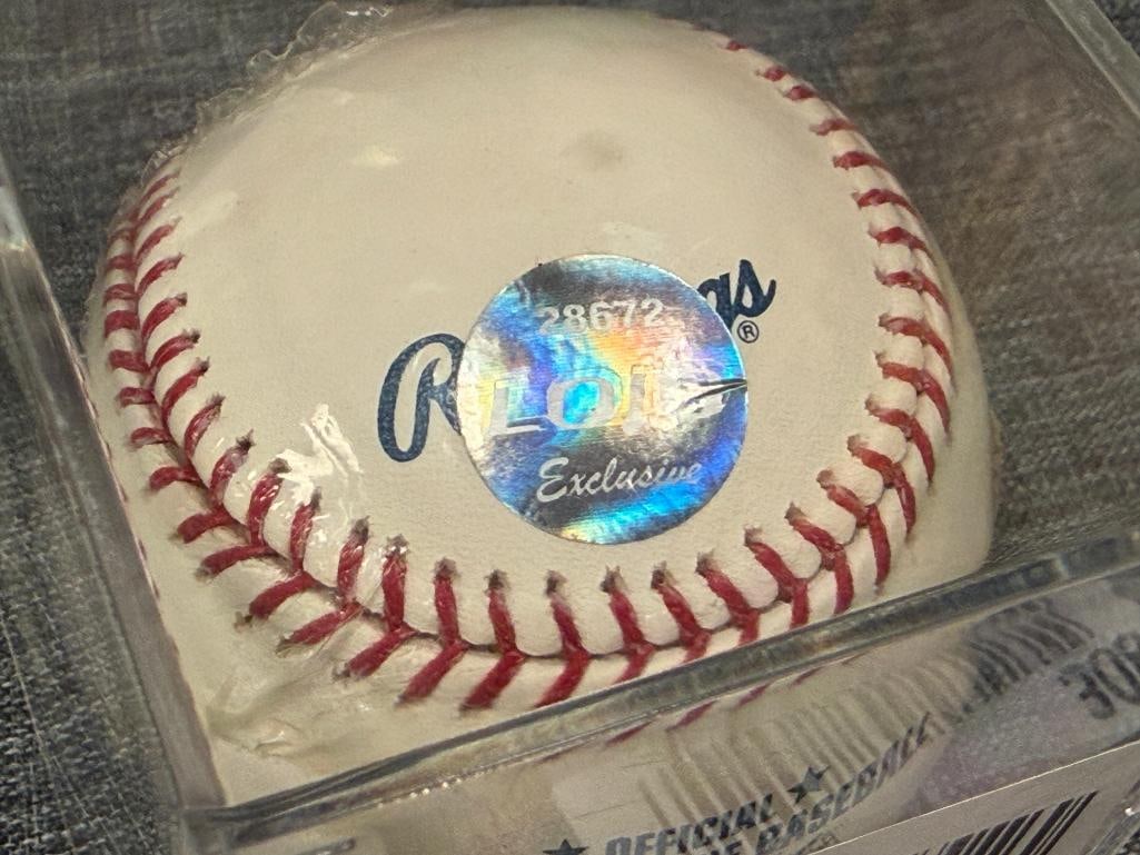 JAKE PEAVY FORMER BASEBALL PLAYER AUTOGRAPHED BASEBALL LOJO AUTHENTICATED - 4