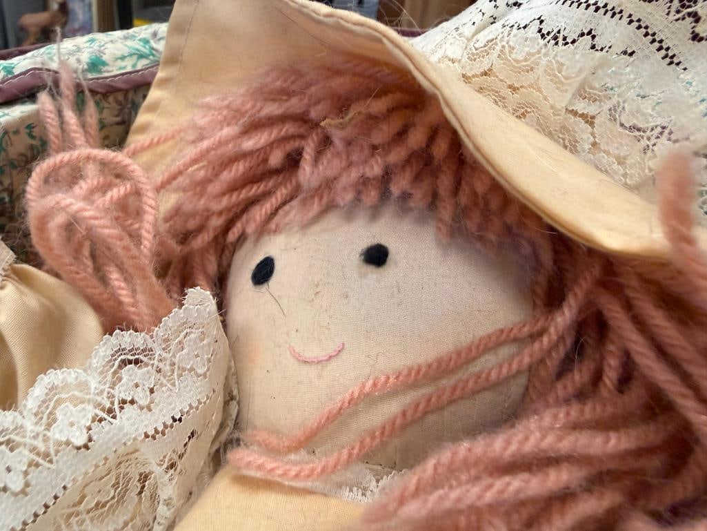 VINTAGE DOLL CARIAGE WITH CLOTH DOLL - 4