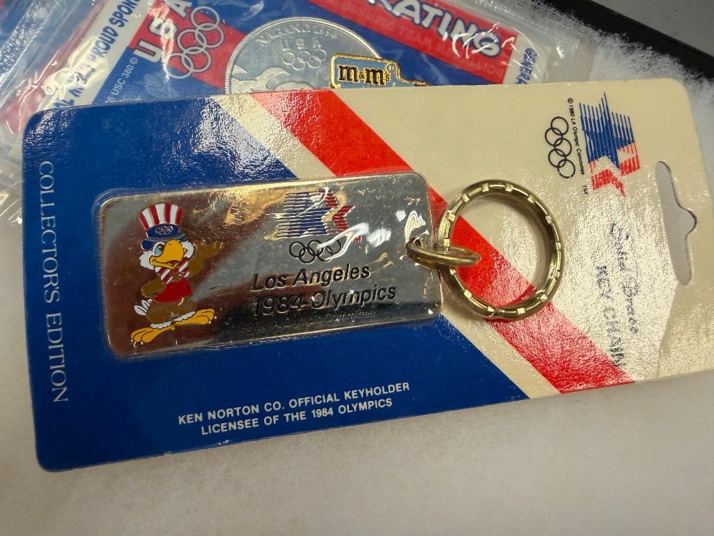 ASSORTED U.S. OLYMPIC SOUVENIR PINS AND MEDALS INCLUDING PINS DATING BACK TO 1980 - 15