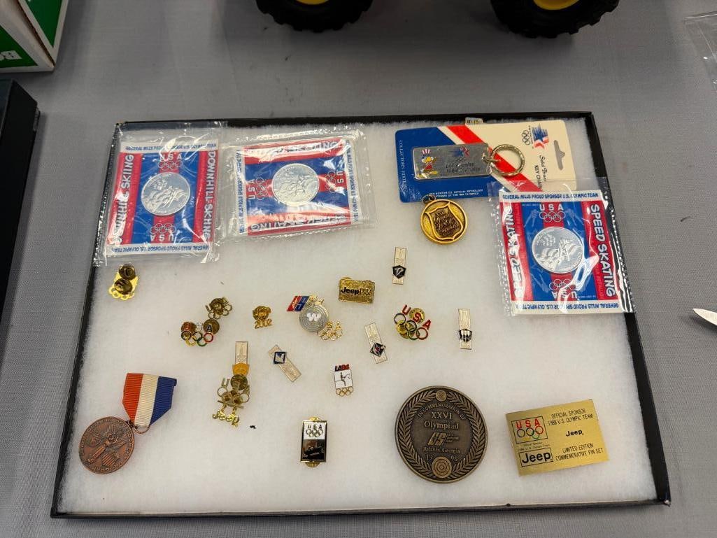 ASSORTED U.S. OLYMPIC SOUVENIR PINS AND MEDALS INCLUDING PINS DATING BACK TO 1980 - 2