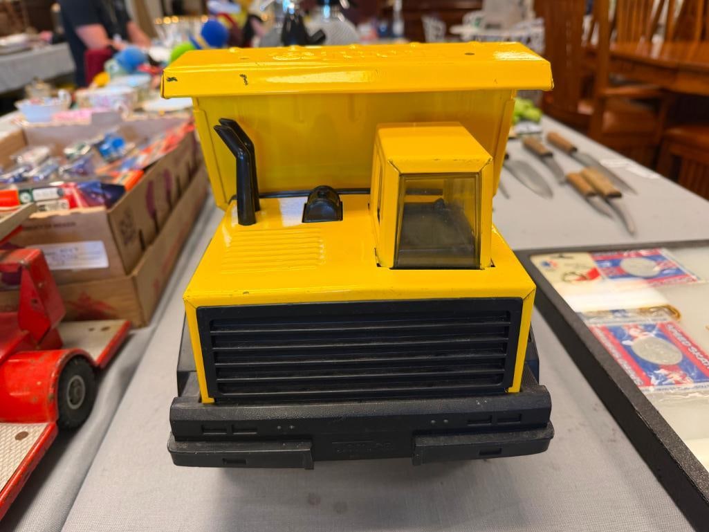 VINTAGE TONKA TURBO-DIESEL DUMP TRUCK PRESSED STEEL CHILD'S TOY - 5