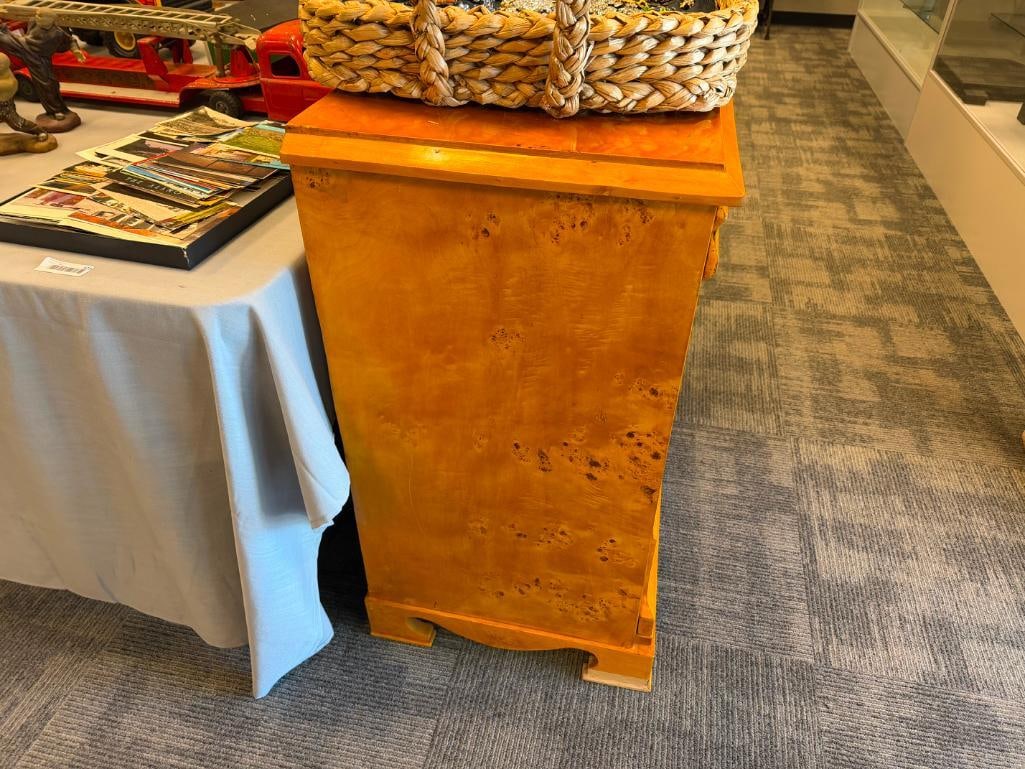 ANTIQUE 19TH CENTURY BIEDERMEIER BIRD'S EYE MAPLE BURL WOOD CHEST OF DRAWERS - 3