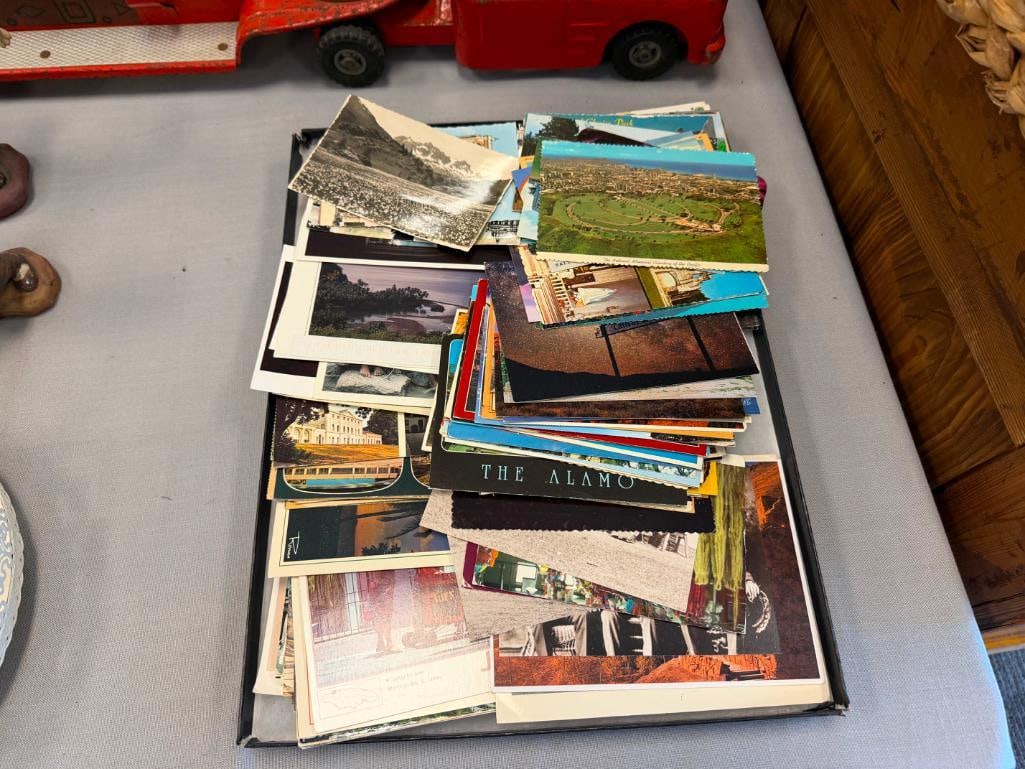 ASSORTED VINTAGE POSTCARDS FROM ALL OVER THE WORLD - 2