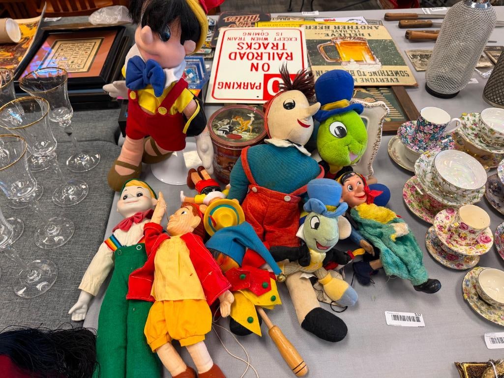 PINNOCHIO COLLECTIBLE DOLLS INCLUDING JIMINIY CRICKET, PINNOCHIO, CARVED WOOD JESTER, AND MORE (1 of 15)