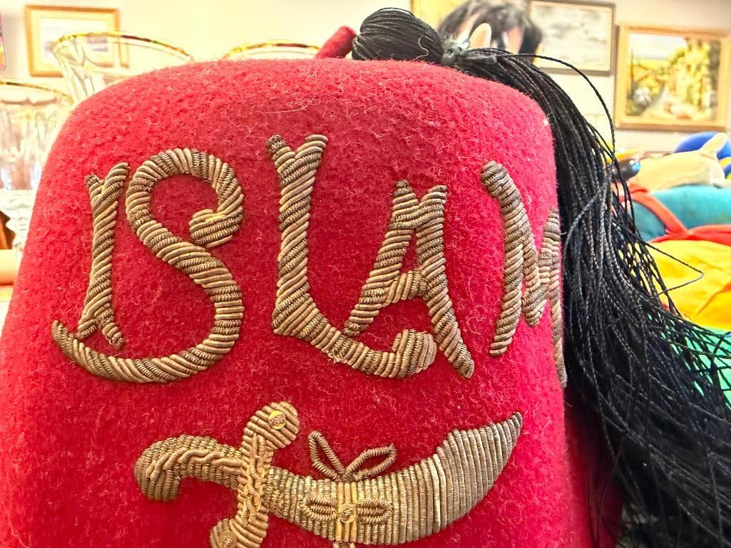 VINTAGE B. PASQUALE CO. ISLAM MASONIC SHRINERS FEZ HAT WITH TASSEL - 5
