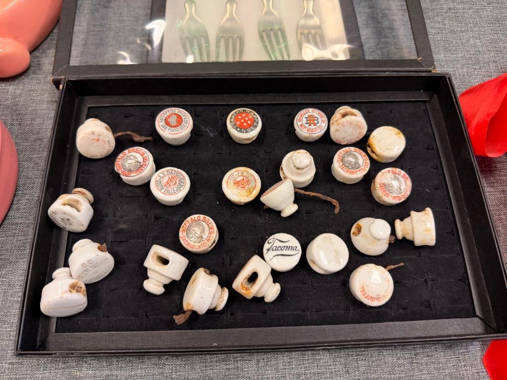 25 VINTAGE PORCELAIN ADVERTISING BOTTLE STOPPERS FRO BREWERIES INCLUDING J.F. DEININGER, BUFFALO,... - 2
