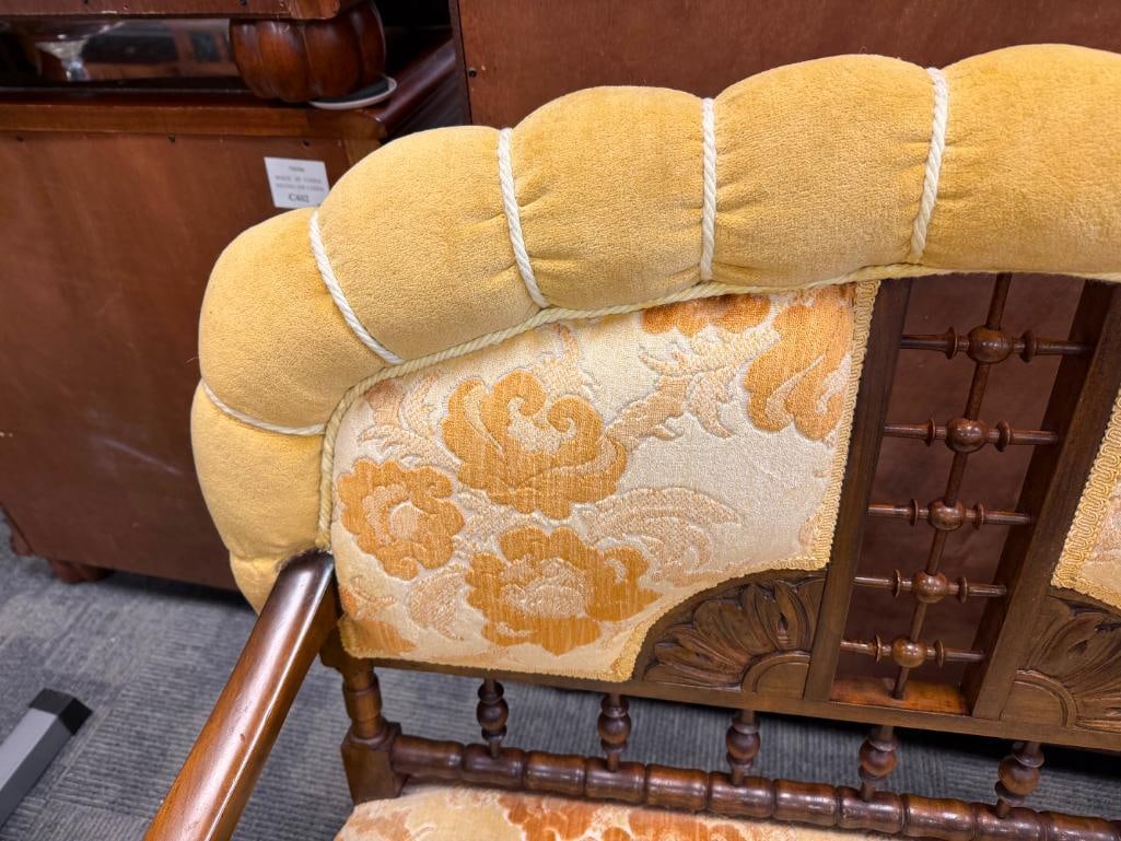 ANTIQUE VICTORIAN EASTLAKE WALNUT FRAMED SETTEE BENCH FEATURING YELLOW FLORAL UPHOLSTERY - 15
