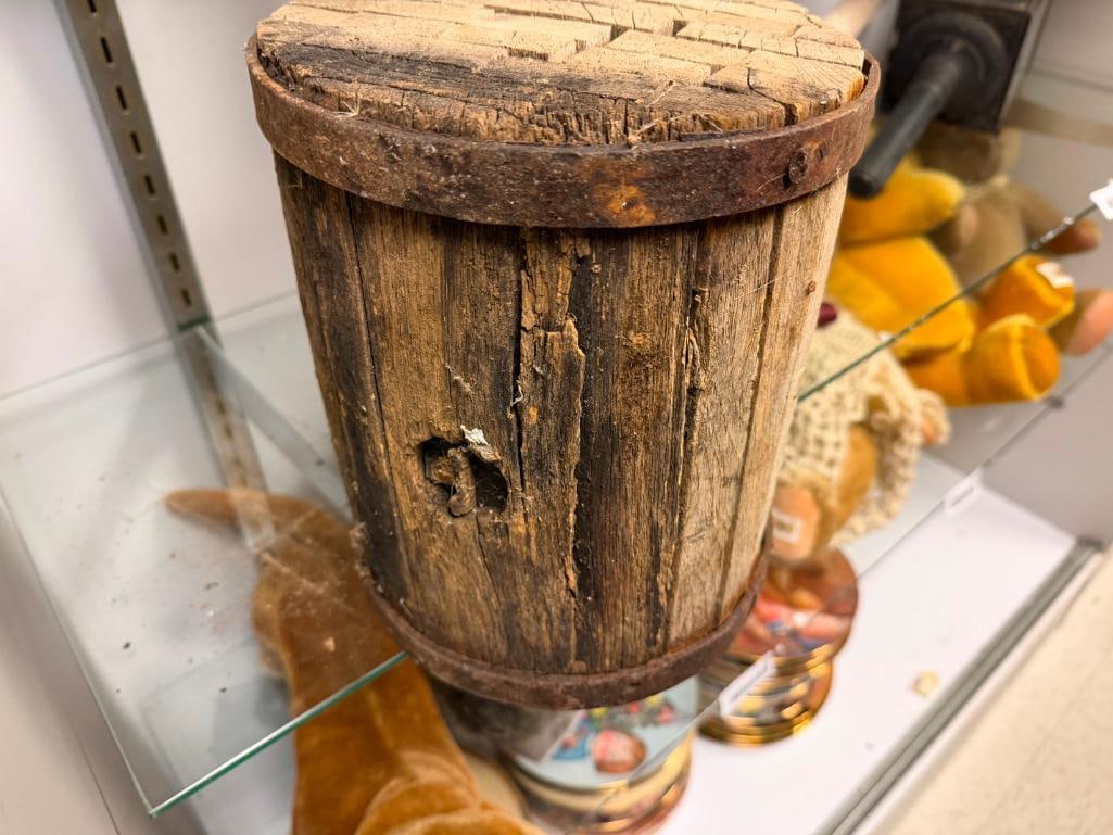 ANTIQUE IRON BRANDED WOOD CARNIVAL CIRCUS MALLET - 8