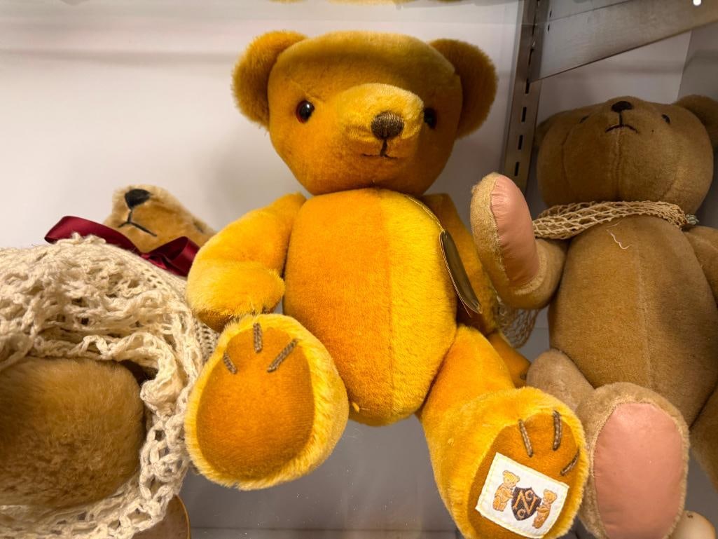 THREE COLLECTIBLE STUFFED TEDDY BEARS INCLUDING PETER BULL BULLY BEAR AND HOUSE OF NISBET BEAR - 6