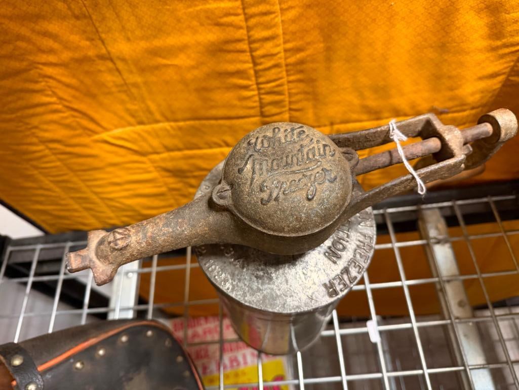 ANTIQUE WHITE MOUNTAIN FREEZER TRIPLE ACTION HAND CRANK ICE CREAM MAKER - 3