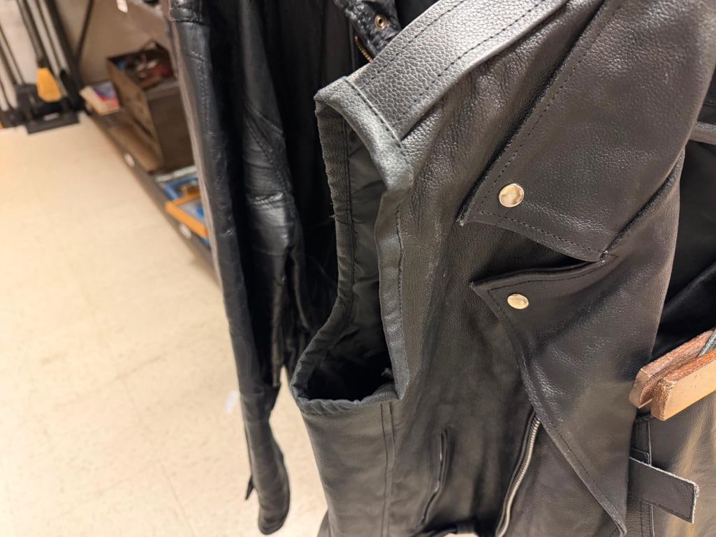 REAL LEATHER BLACK LEATHER MOTORCYCLE VEST AND FMC BLACK LEATHER THIGH CHAPS - 4