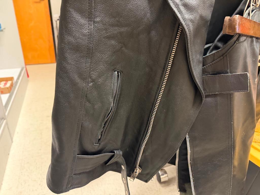 REAL LEATHER BLACK LEATHER MOTORCYCLE VEST AND FMC BLACK LEATHER THIGH CHAPS - 5