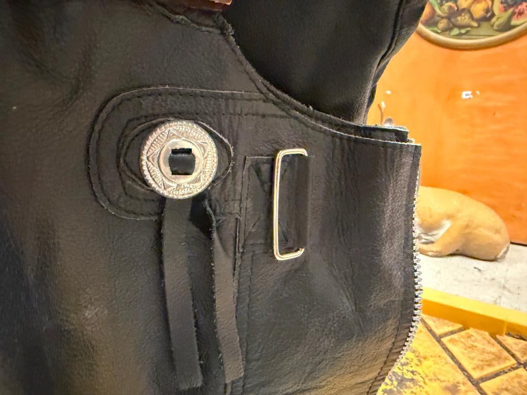 REAL LEATHER BLACK LEATHER MOTORCYCLE VEST AND FMC BLACK LEATHER THIGH CHAPS - 8