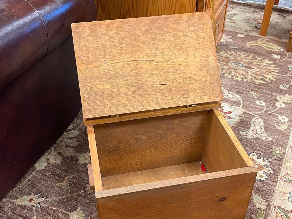 PINE COUNTRY STORAGE BOX WITH PAINTED TOP BY N. LICHTY - 5