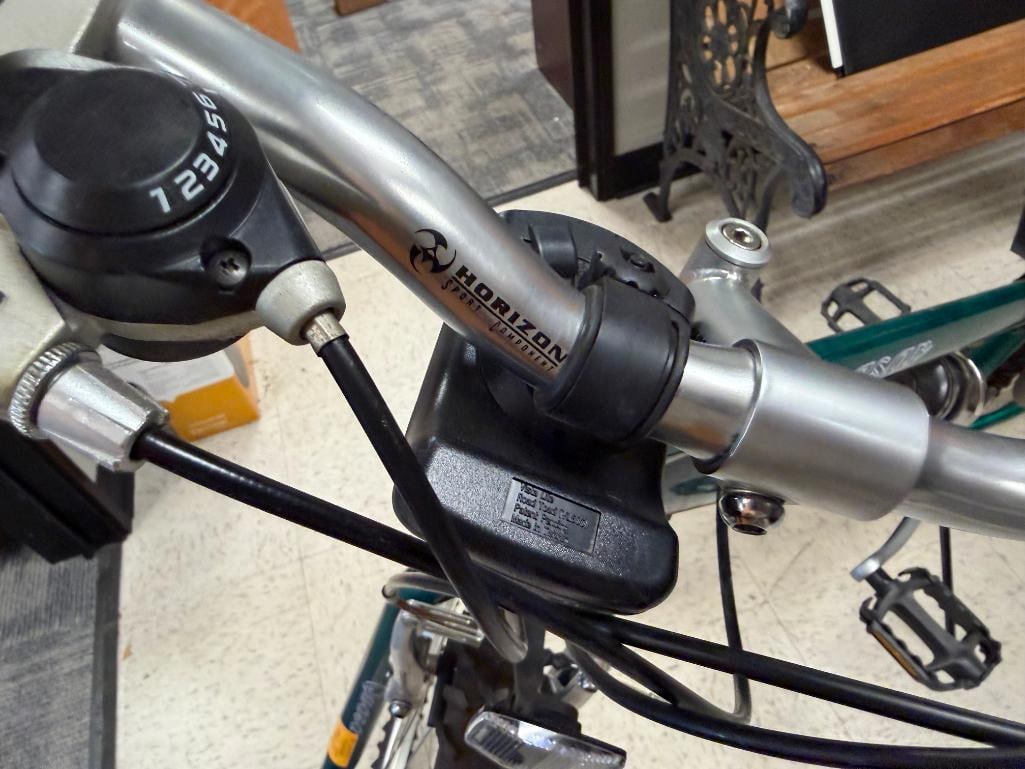 QUASAR PACIFIC MOUNTAIN BICYCLE WITH SHIMANO V-BRAKES - 9