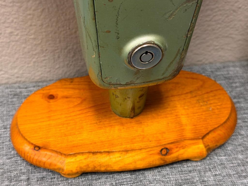 1940'S - 1950'S ROCKWELL MANUFACTURING CO. PARK-O-METER PARKING METER - 4