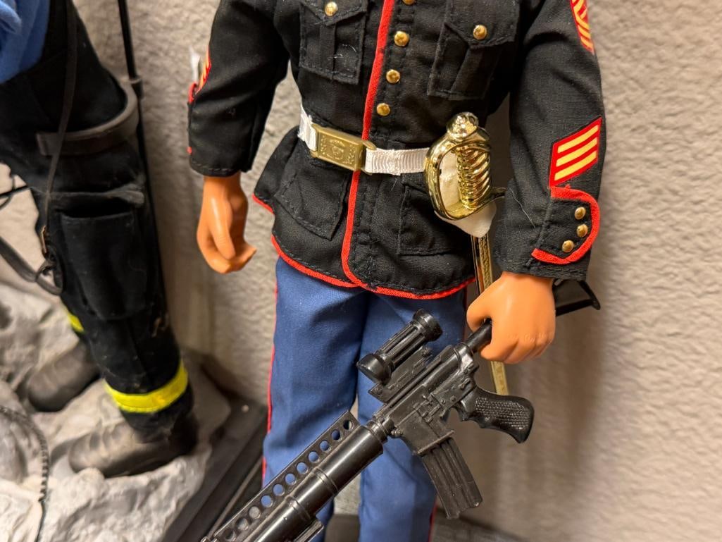 FDNY FIREFIGHTERS 9/11 TRIBUTE FIGURES AND 1992 G.I. JOE HASBRO HALL OF FAME DRESS MARINE GUNG HO - 10