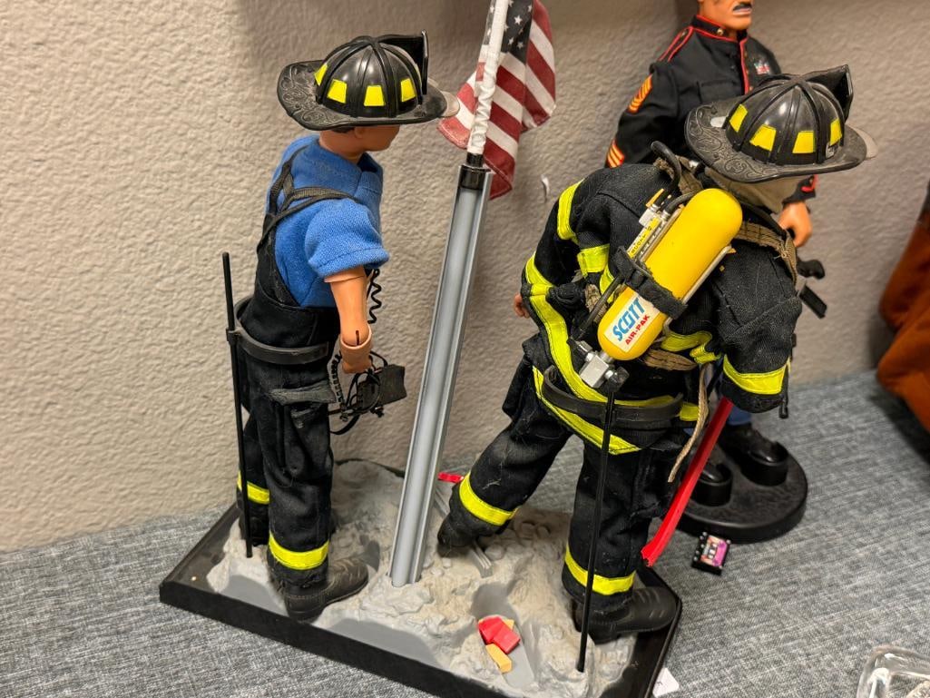 FDNY FIREFIGHTERS 9/11 TRIBUTE FIGURES AND 1992 G.I. JOE HASBRO HALL OF FAME DRESS MARINE GUNG HO - 7