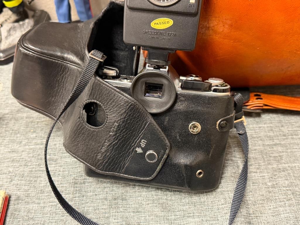 VINTAGE CANON AE-1 ICONIC 3MM SLR FILM CAMERA WITH MANY ACCESSORIES LENSES, CAMERA BAG, MANUALS - 6