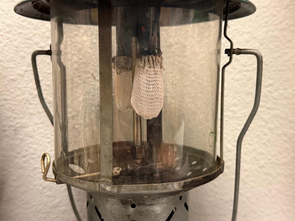 VINTAGE COLEMAN DOUBLE MANTLE LANTERNS MODEL 228D BIG HAT NICKEL BASE AND 220K - 6