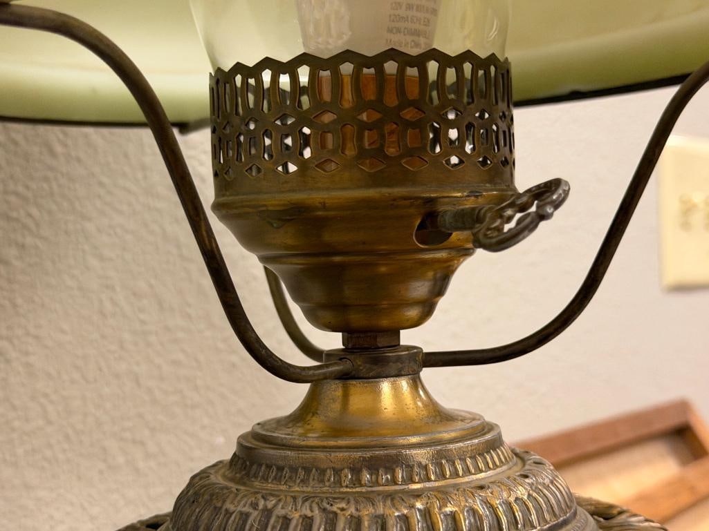 VINTAGE GONE WITH THE WIND PARLOR LAMP HAND PAINTED SHADE AND FONT WITH DECORATIVE METAL BASE - 10