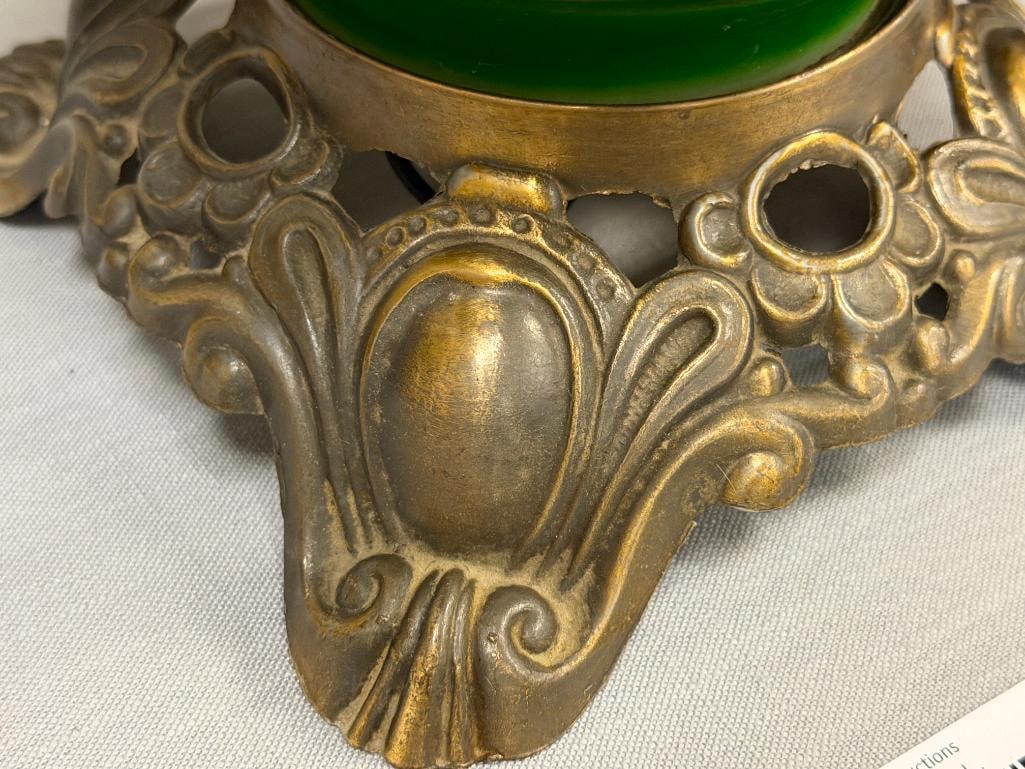 VINTAGE GONE WITH THE WIND PARLOR LAMP HAND PAINTED SHADE AND FONT WITH DECORATIVE METAL BASE - 9