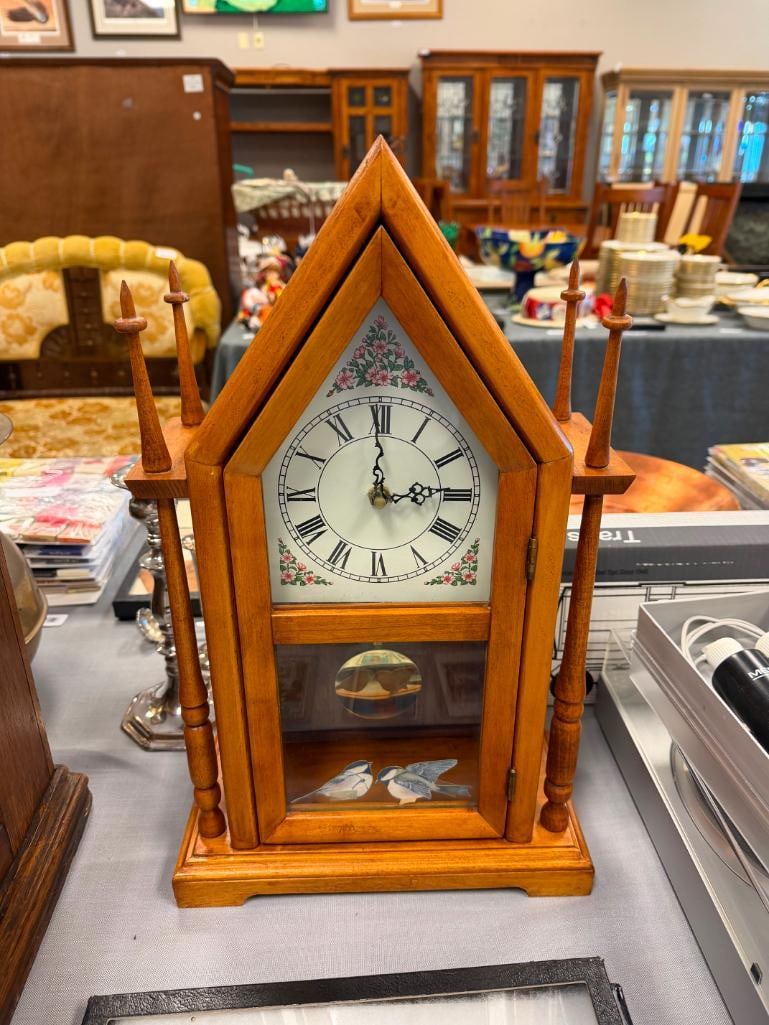 VINTAGE HAND CRAFTED BATTERY OPERATED CATHEDRAL KITCHEN CLOCK - 3