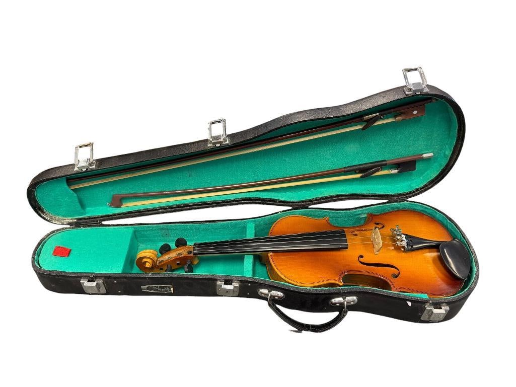 LARK M5002-2 ENTRY LEVEL STUDENT VIOLIN CIRCA 170'S - 1980' (1 of 8)