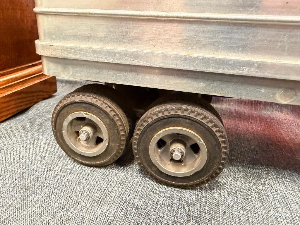 1950'S VINTAGE SMITH - MILLER PACIFIC INTERMOUNTAIN EXPRESS TRAILER P.I.E. - 3