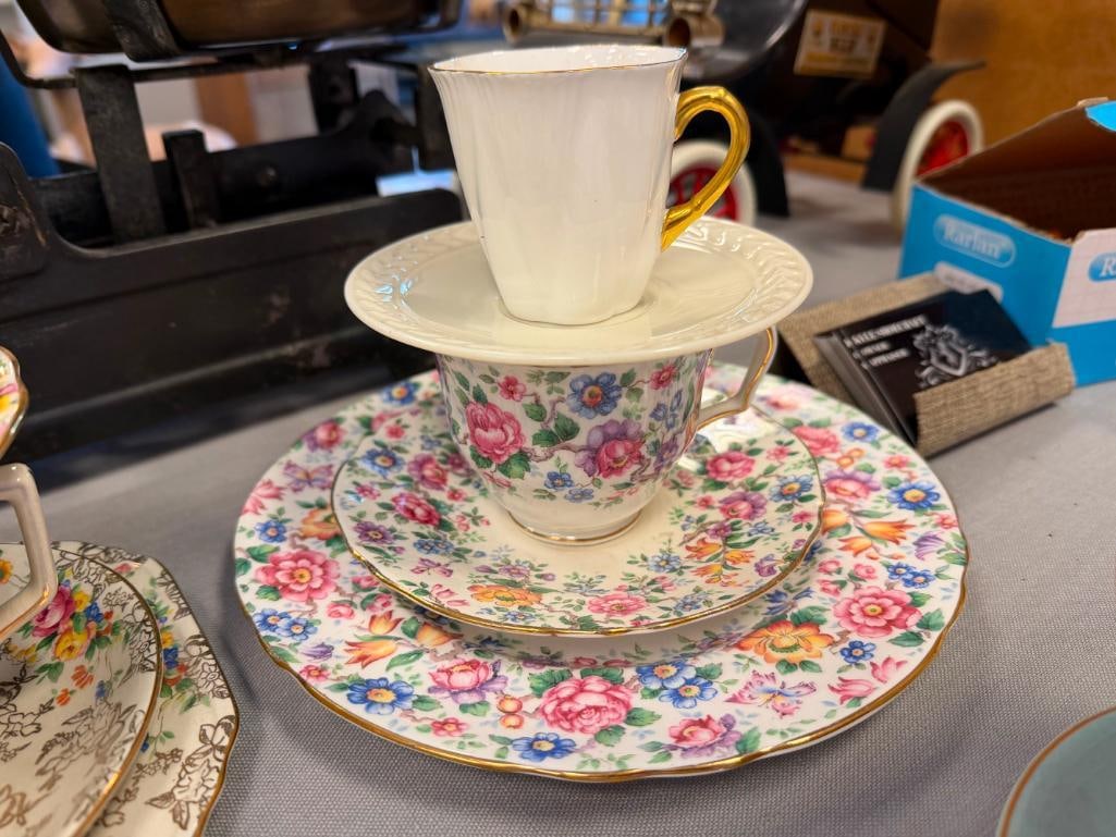 14 TEA CUP AND SAUCERS SETS MOSTLY ENGLISH MADE AYNSLEY, SHELLEY, LEFTON, LENOX, CLARENCE - 20