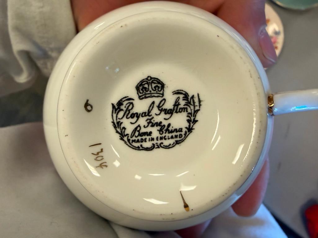 14 TEA CUP AND SAUCERS SETS MOSTLY ENGLISH MADE AYNSLEY, SHELLEY, LEFTON, LENOX, CLARENCE - 5