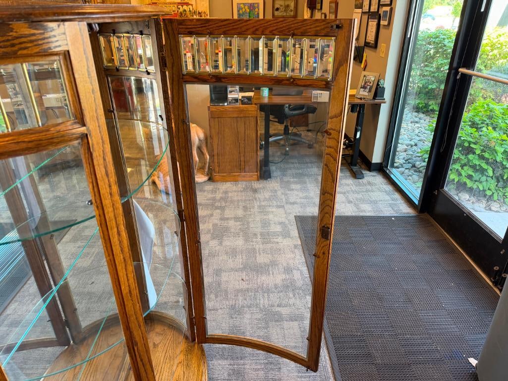 20TH CENTURY OAK BOW FRONT DISPLAY / CURIO CABINET - 12