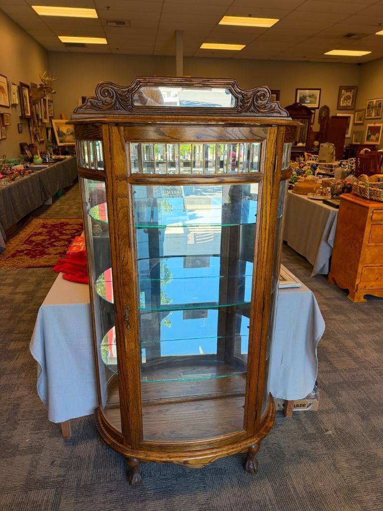 20TH CENTURY OAK BOW FRONT DISPLAY / CURIO CABINET - 3