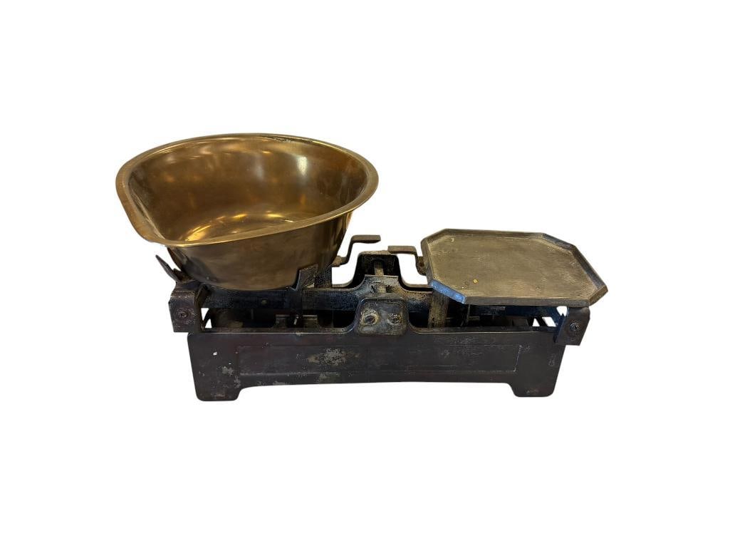 ANTIQUE STEEL BALANCE SCALE (1 of 3)