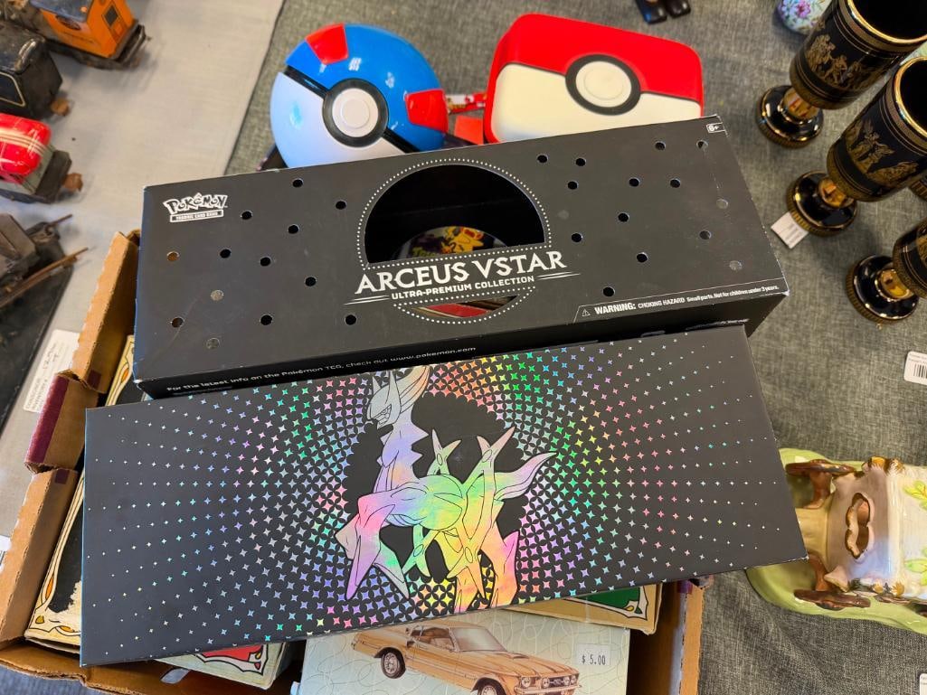 POKEMON GAME TRADING CARDS INCLUDES ARCEUS VSTAR DECK SET, FOLIO CARDS, INDIGO GYM BADGES - 19