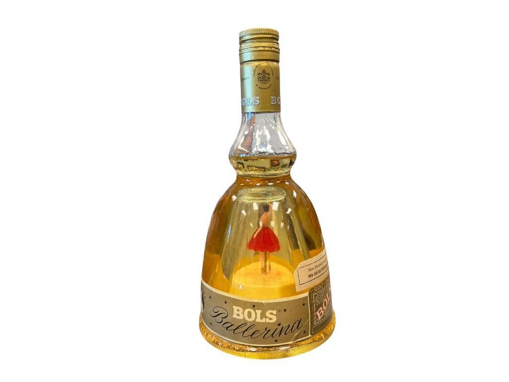 VINTAGE LUCA BOLS BALLERINA GOLD FLAKE LIQUER MADE IN HOLLAND MUSICAL BASE FACTORY SEALED: MUST BE 21+ IN ORDER TO BID OR PURCHASE ITEM, NO SHIPPING OFFERED ON THIS ITEM 9 3/4" H