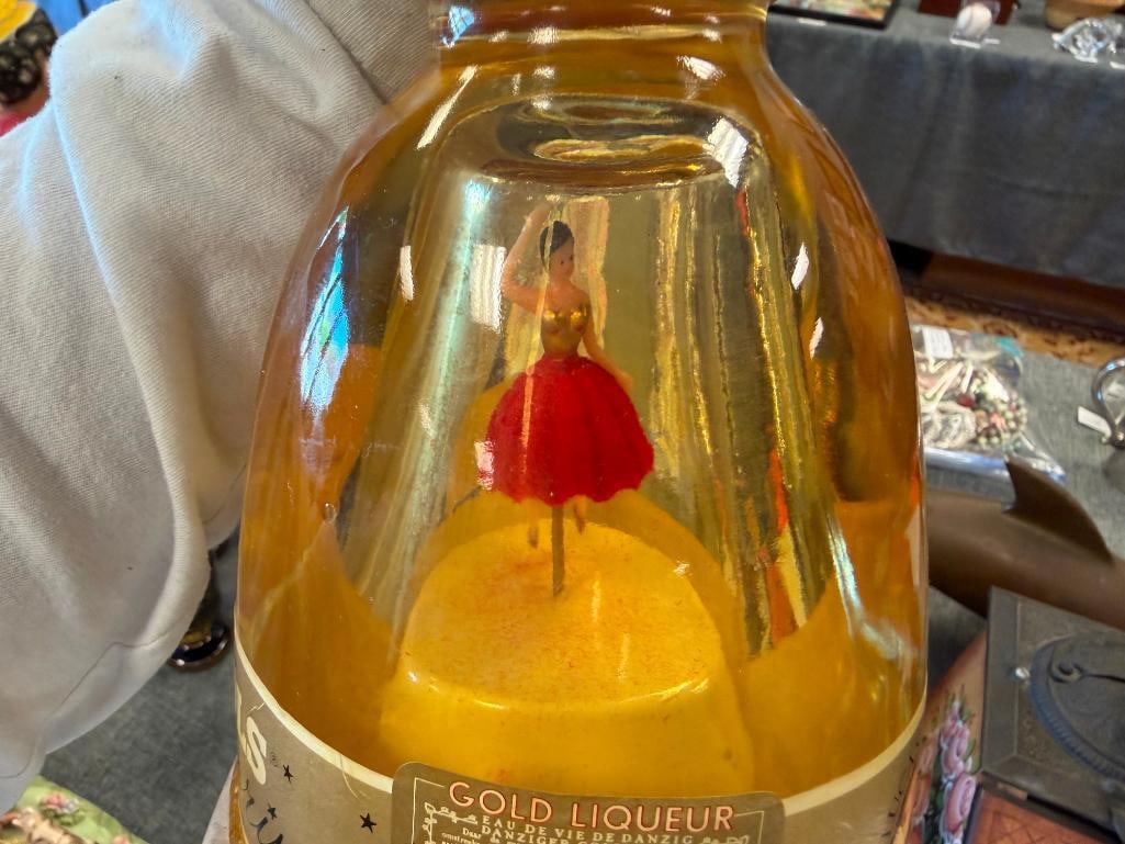 VINTAGE LUCA BOLS BALLERINA GOLD FLAKE LIQUER MADE IN HOLLAND MUSICAL BASE FACTORY SEALED - 7
