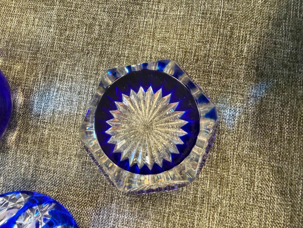 BACCARAT AND WEBB CORBETT FACETED AND MILLEFIORI ART GLASS AND CRYSTAL PAPERWEIGHTS - 10