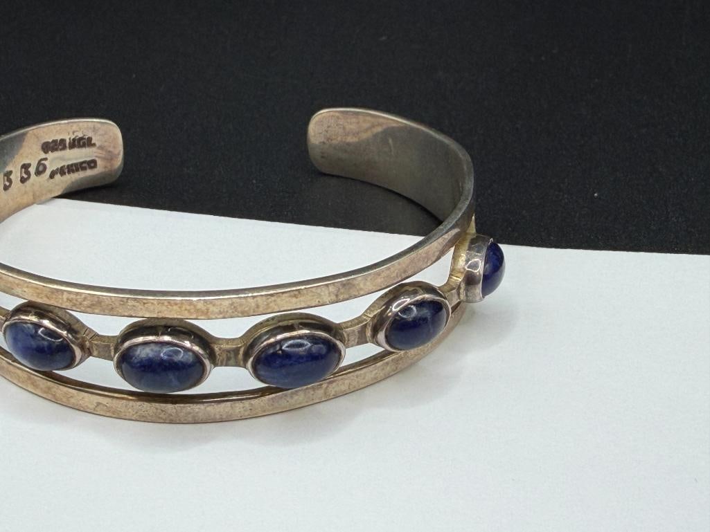 VINTAGE MEXICO ARTIST SIGNED STERLING SILVER OVAL CABOCHON BLUE STONE CUFF BRACELET - 3