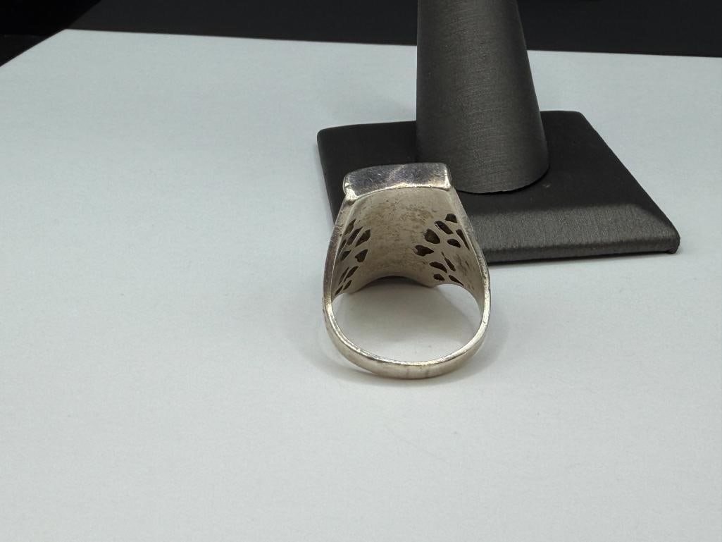 VINTAGE STERLING SILVER YIN AND YANG ASIAN DESIGN RING - 4