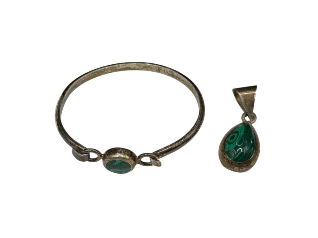 VINTAGE TAXCO MEXICO STERLING SILVER MALACHITE BANGLE BRACELET AND PENDANT: BOTH FEATURE MEXICO HALLMARK, PENDANT MIGHT NOT BE TAXCO, CENTER PIECE CAN BE UNHINGED ON BANGLE BRACELET FOR EASY WEAR 2 1/4" WRIST WIDTH BRACELET, 1 5/8" PENDANT, 27.83 GRAMS TOTAL