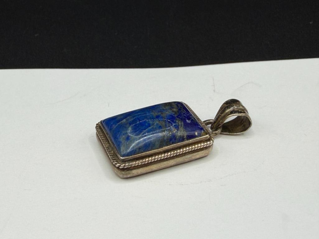 VINTAGE STERLING SILVER RECTANGULAR LAPIS PENDANT - 3