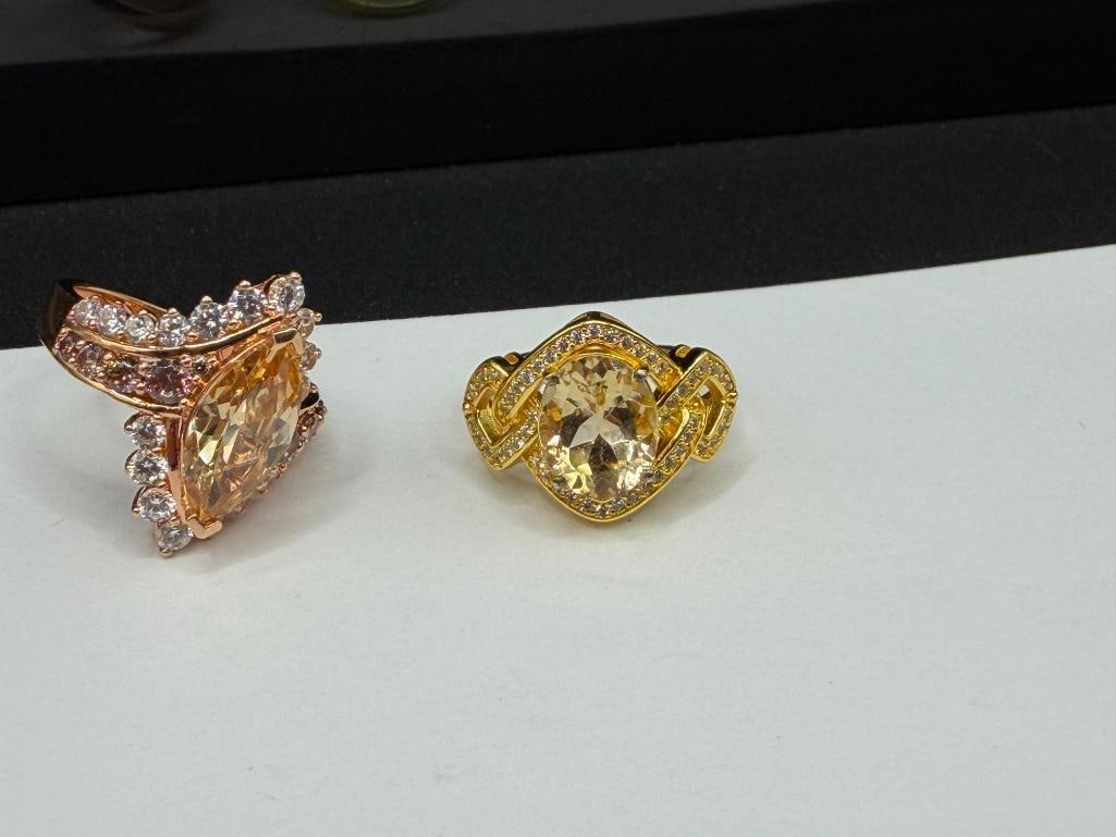 THREE STERLING SILVER ROSE GOLD PLATED AND GOLD-PLATED CZ FASHION RINGS - 4